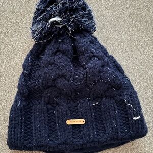 Stylish Starling Navy Blue Pom-Pom Beanie